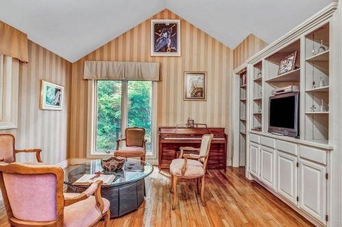 30 Hidden Creek Dr, Miami OH  45056-9747 exterior