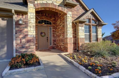 12132 Yarmouth Ln, Fort Worth, TX 76108-4794