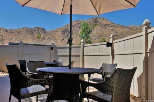 70 Santa Monica St, Palm Springs CA  92264-5257 exterior
