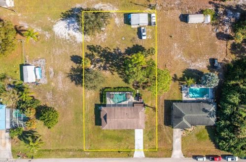 518 Michael Ave, Lehigh Acres FL  33936-1044 exterior