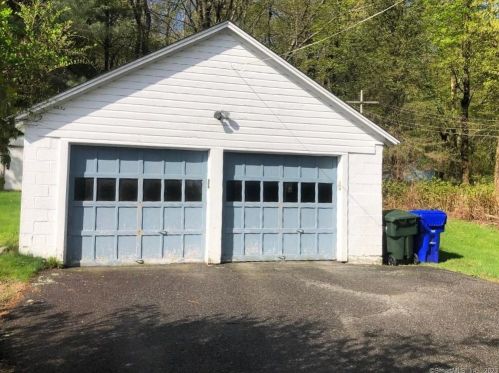 21 Marine St, Litchfield, CT 06787-1448