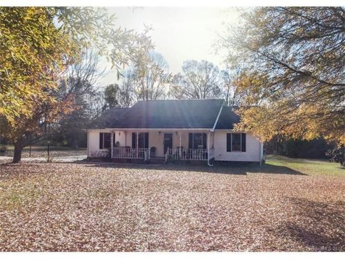 1697 Jim Mccarter Rd, Lake Wylie, SC 29710-8713