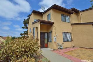 9655 Elmview Dr, Oakland, CA 94603-1957
