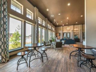 1130 Hawkins Pkwy, Longview TX  75605-7975 exterior