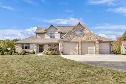 11765 Hillside Dr, Cato, WI 54230-8493