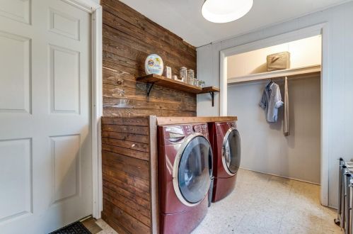 2213 Tierney Rd, Fort Worth TX  76112-3843 exterior