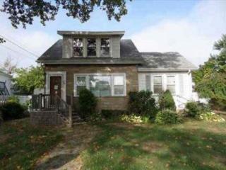 69 Morningside Ave, Ideal Beach NJ  07734-1939 exterior