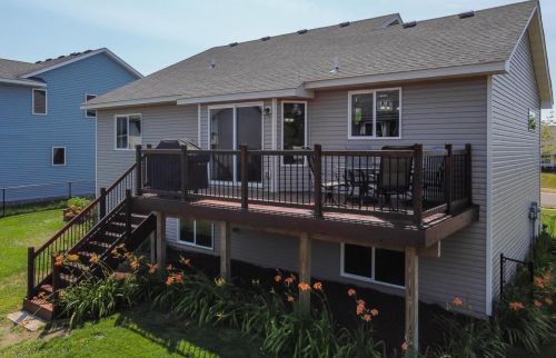 46 Meadowlark Dr, Hudson, WI 54016-7796