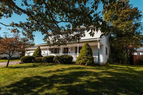 20 Rookwood Dr, Chillicothe, OH 45601-3084