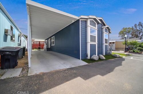 300 Ellis St, Lake Elsinore, CA 92530-3901