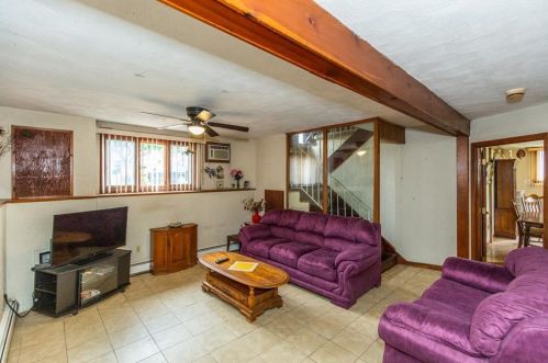 79 Thelma St, North Providence RI  02904-4560 exterior