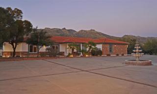 4810 Cord Ln, Tucson, AZ 85749-8953