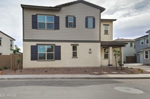 2831 Central Dr, Chandler, AZ 85248-1810