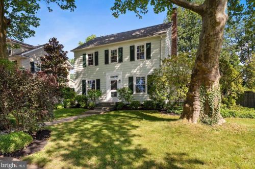 705 Seville Ave, Wilmington, DE 19809-2128