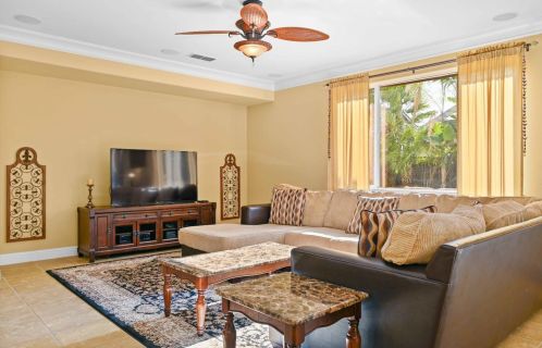 4021 Calistoga Ct, Modesto CA  95356-8987 exterior