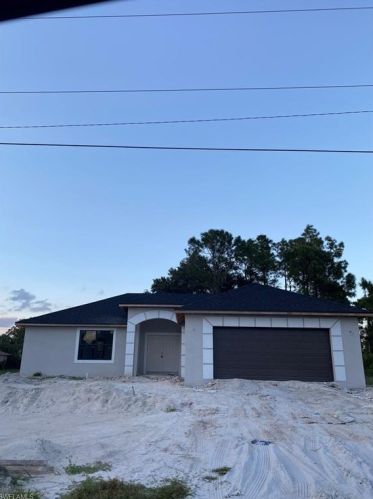 3718 39th St, Lehigh Acres, FL 33976-4268