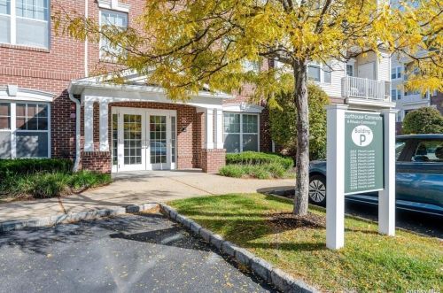 2236 Finch Ln, Central Islip, NY 11722-4489
