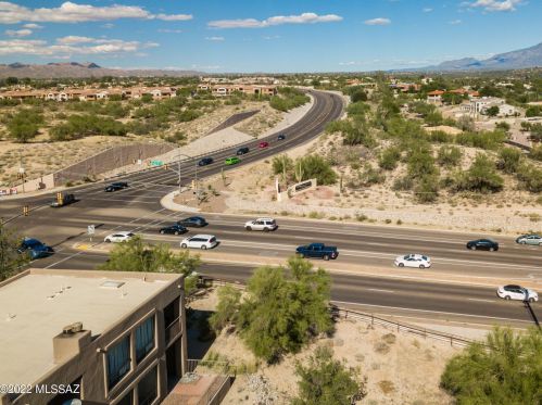 8120 Tucson National Pl, Tucson AZ  85741-1268 exterior