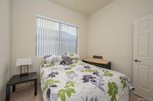 2908 Esmerelda Dr, Bullhead City AZ  86429-1126 exterior