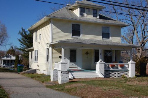 99 Phillips St, Waterford, CT 06385-1330