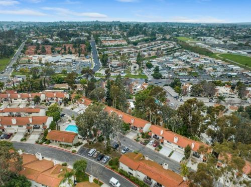 353 Windy Ln, Vista CA  92083-5766 exterior