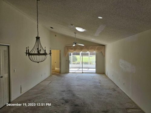 1158 Lombardy Dr, Fort Pierce FL  34986-2181 exterior