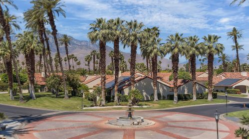 68 Calle Rivero, Rancho Mirage CA  92270-2253 exterior