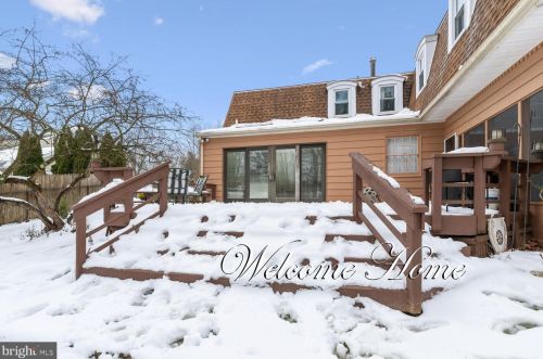 370 Ramsey Rd, Yardley PA 19067-4639 exterior