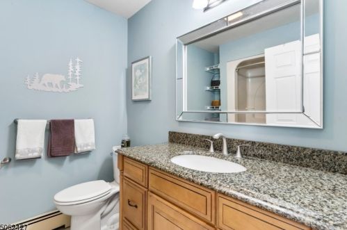 22 Glenbrook Dr, Fredon NJ  07860-6595 exterior