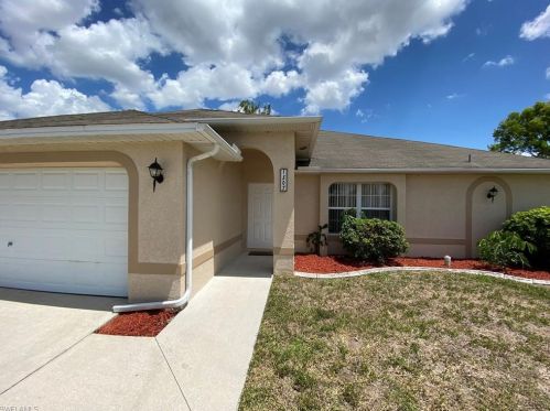 1807 21st Ln, Cape Coral, FL 33991-3816