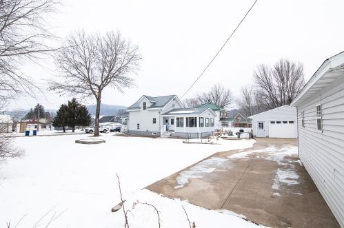 204 Babcock St, Coon Valley WI  54623-7710 exterior