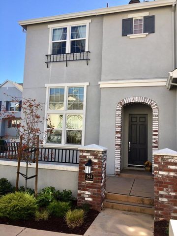 561 Molucca Ter, Sunnyvale, CA 94089-2160