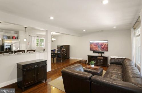 405 Princeton Ave, Wenonah NJ  08090-1647 exterior