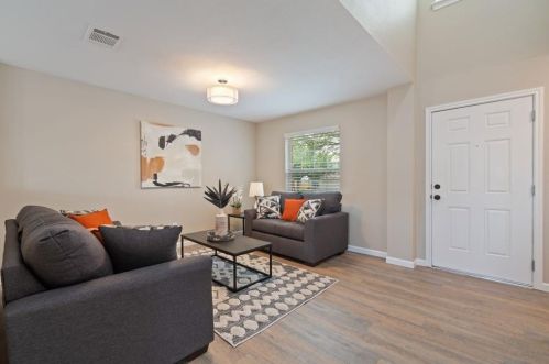 126 Meadow Park Dr, Georgetown TX  78626-6367 exterior