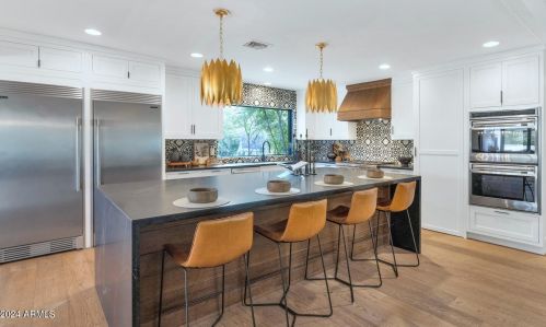 5409 Mcdonald Dr, Scottsdale AZ 85253-5406 exterior