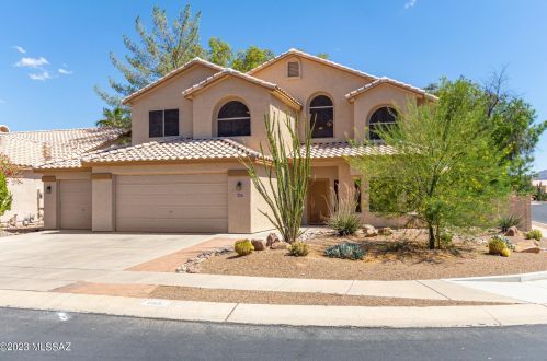 6851 Kern Dr, Tucson AZ  85743-1027 exterior