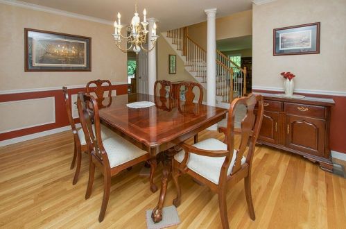 15 Coventry Ln, Salem NH 03079-1369 exterior