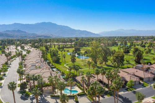 150 Kavenish Dr, Rancho Mirage CA  92270-3228 exterior