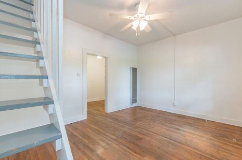 607 38th St, Austin, TX 78705-1703