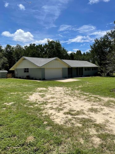 1890 County Highway 183, Defuniak Springs FL  32433-4358 exterior