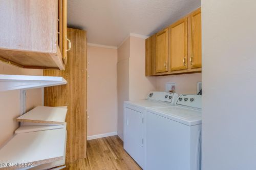 9011 Valgrind Ln, Tucson AZ  85743-7912 exterior