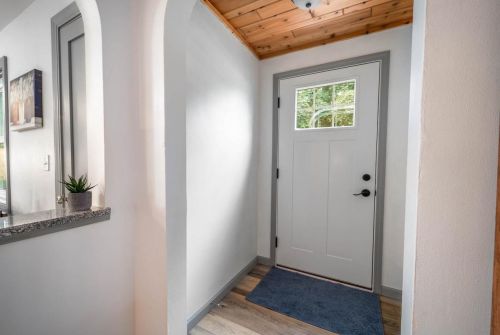 1010 25th St, Two Rivers, WI 54241-2304
