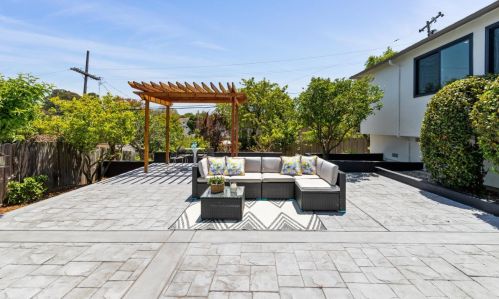 347 Paramount Dr, Millbrae CA  94030-1324 exterior
