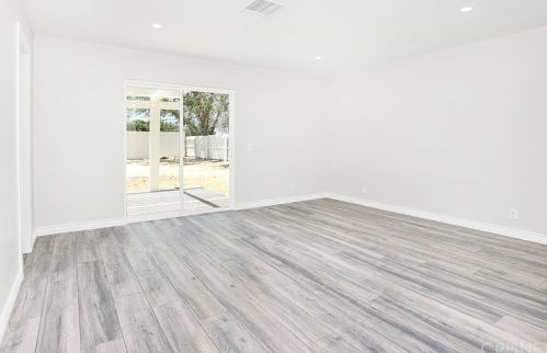 44837 Inola Ave, Lancaster CA  93534-2001 exterior