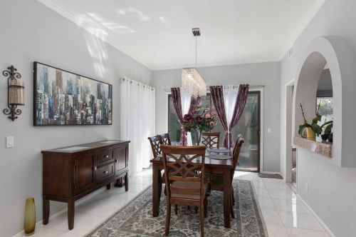 48127 Calle Seranas, La Quinta CA  92253-2205 exterior