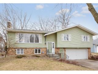 7349 Paul Rd, Saint Paul, MN 55125-1517