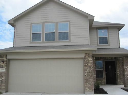 6909 Crestone Rd, Austin TX  78744-1790 exterior