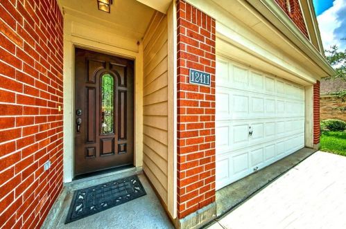 12411 Gentlebrook Dr, Pearland TX  77584-8017 exterior
