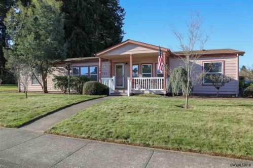 1785 Woodland Ave, Woodburn, OR 97071-2008