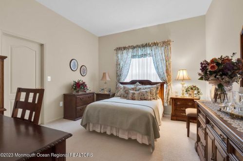 13 Silverspring Dr, Lakewood NJ  08701-7506 exterior